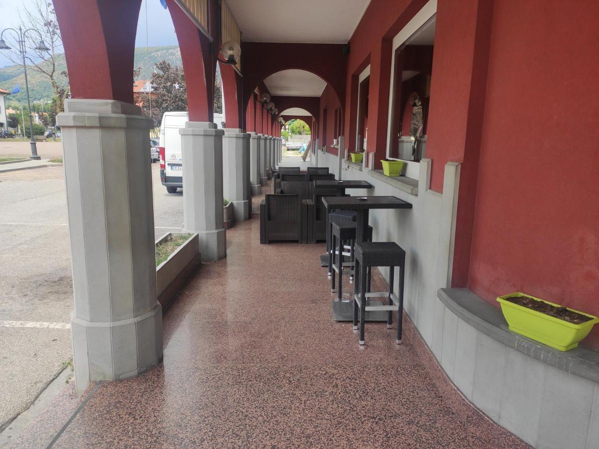 Albergo Al Trieste Nimis Buitenkant foto